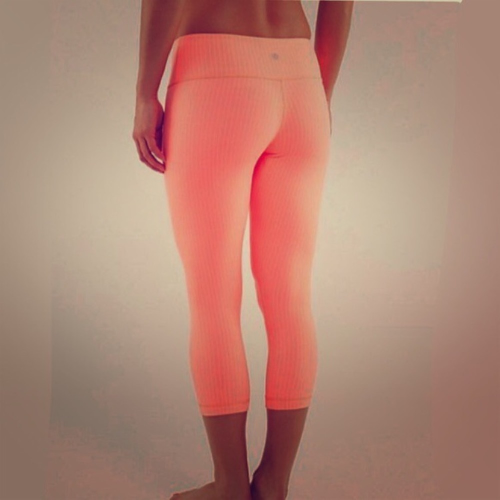 //Lululemon Wunder Under Crop Neon Pop Orange - Picture 2 of 16